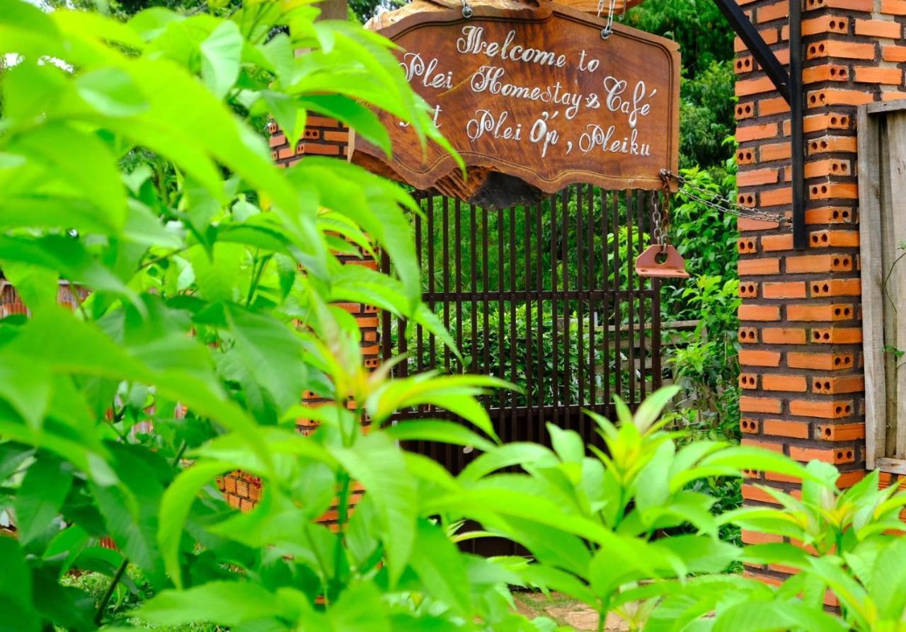 Plei Homestay & Cafe Pleiku Exterior foto